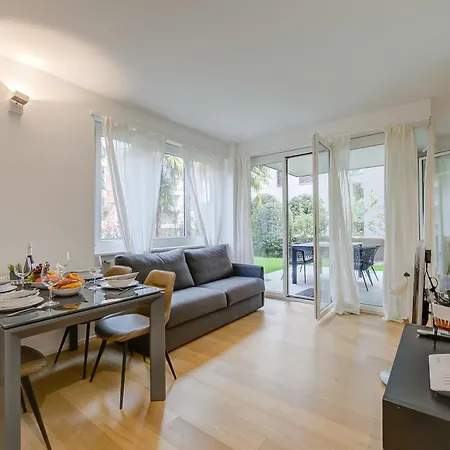 Res. San Marco 1 With Private Garden - Happy Rentals Lugano